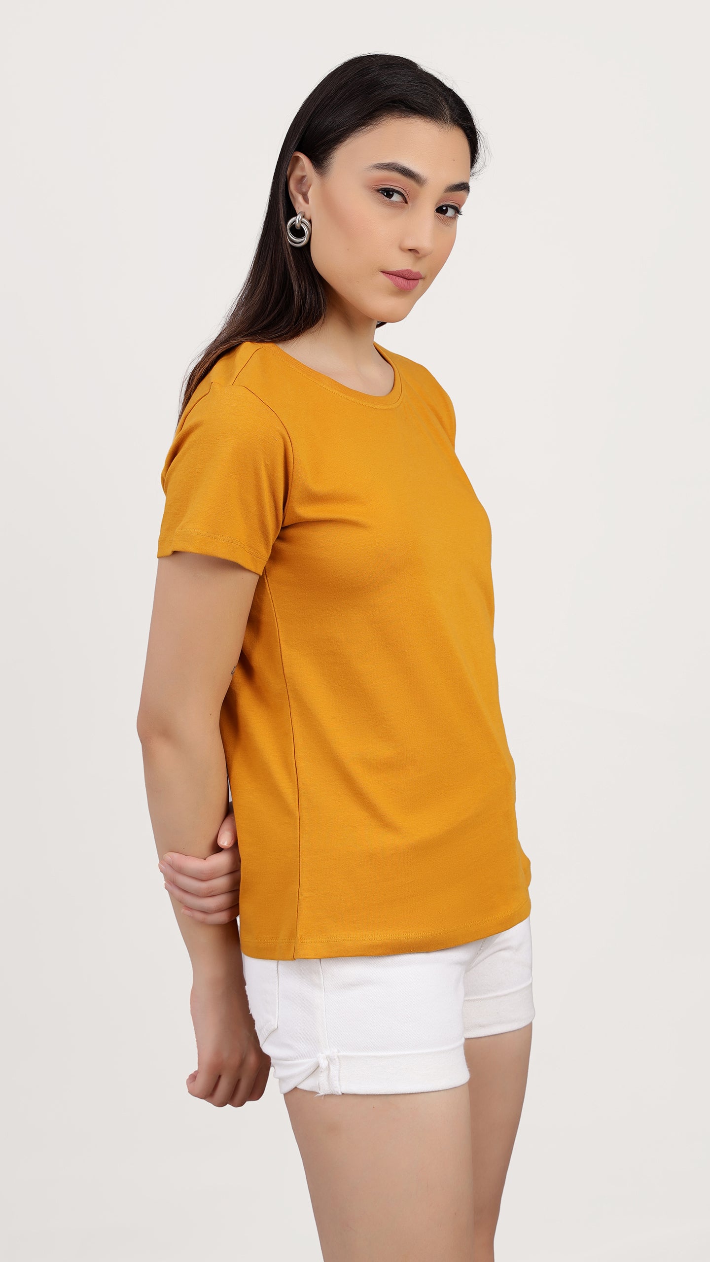 Women Knitted Round Neck Regular Fit T-Shirt