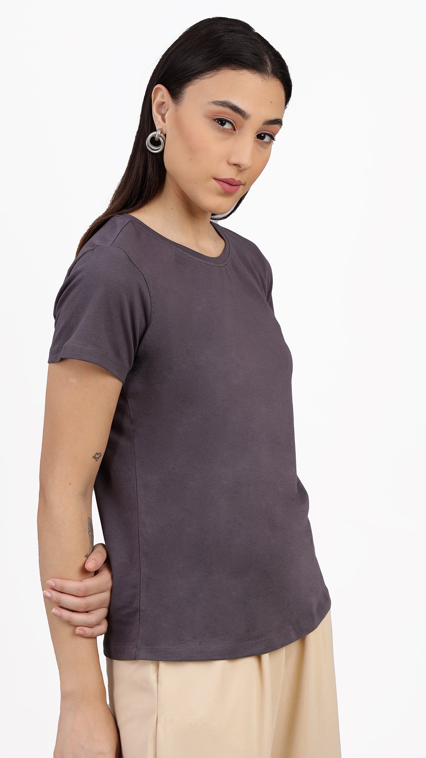 Women Knitted Round Neck Regular Fit T-Shirt