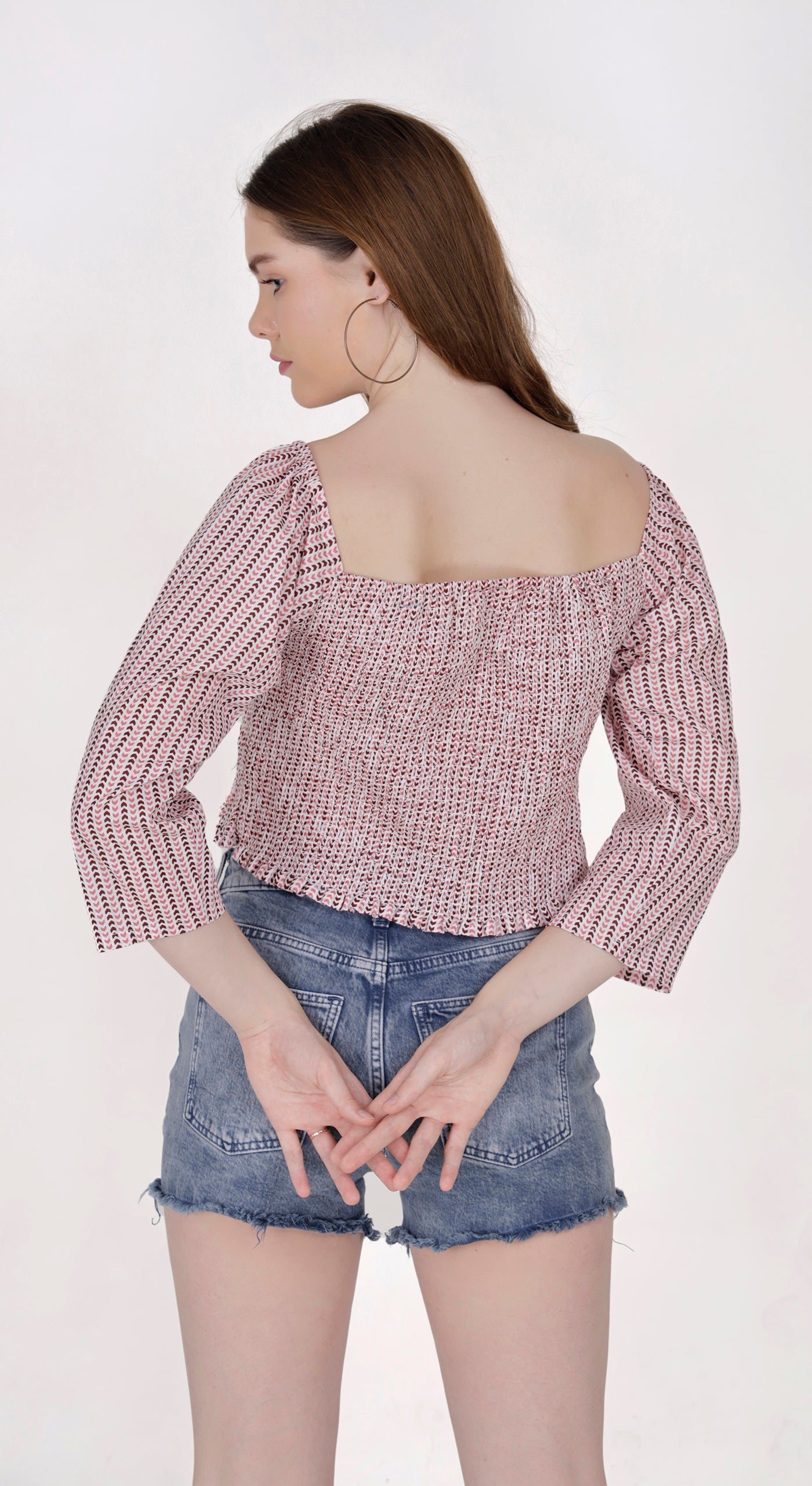 Floral Print Off-Shoulder Smocked Crop Top